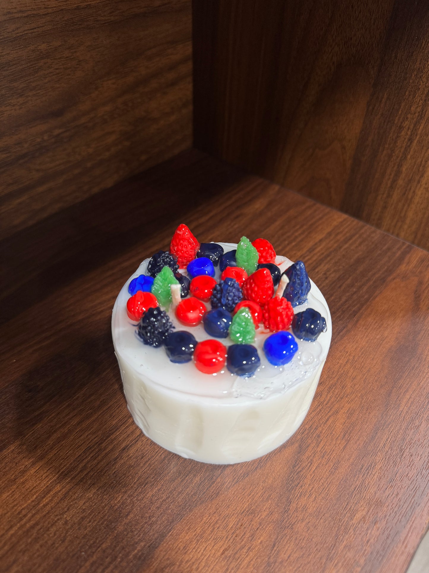 Berry Chantilly Cake